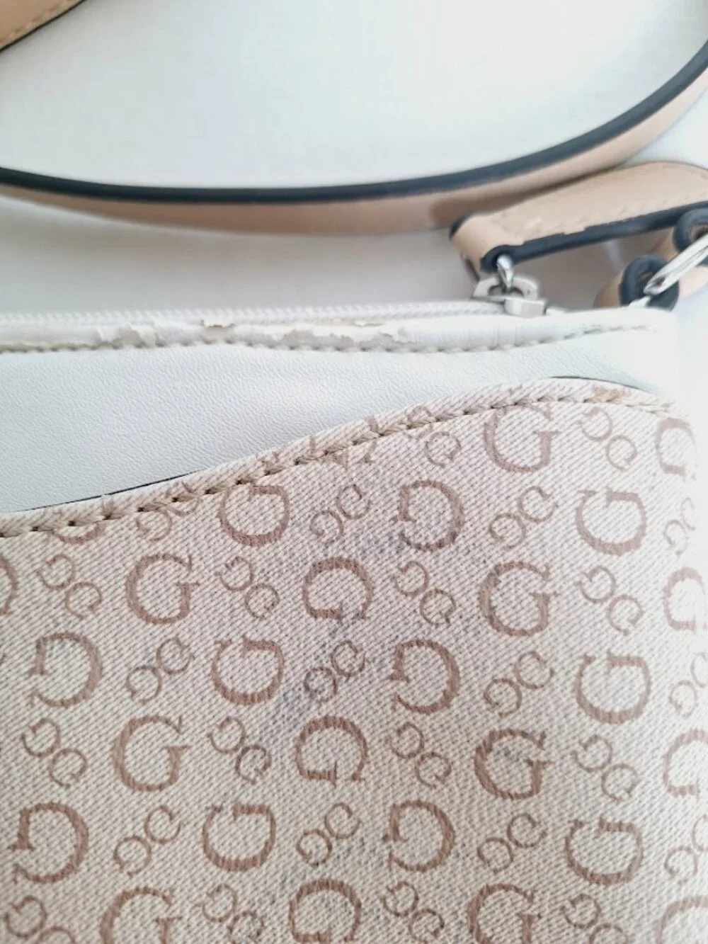 Guess Logo Crossbody Bag Cream Beige - Picture 4 of 9